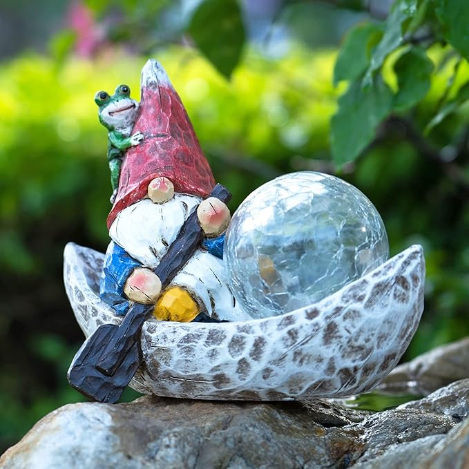 Garden Gnome Statue,Solar Gnomes Figurine,Outdoor Gnome Decor,Gnomes Decorations for Yard with Solar Light,Gnome Sculptures for Patio Lawn Ornaments