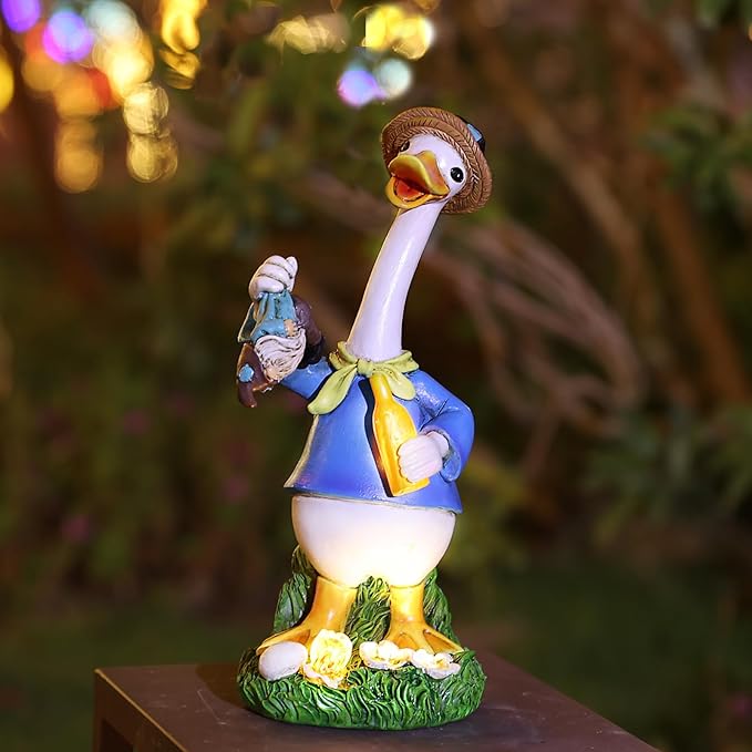 Garden Goose Statue Outdoor Decor, Funny Drunk Gnome Catched by Gardener Goose with Solar Bottle,Ideal Gifts for Women,Outdoor & Home Decor for Housewarming